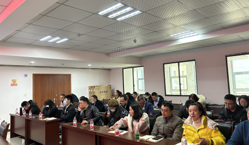 中心组织专家赴前锋区开...